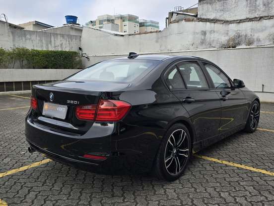 BMW-320i-2.0 16V TURBO GASOLINA 4P AUTOMÁTICO BMW-320i-2013