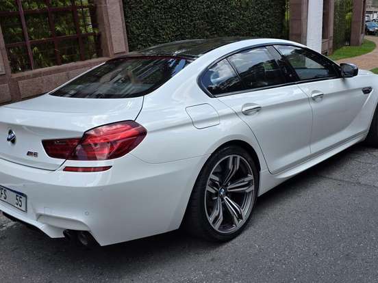 BMW-M6-4.4 GRAN COUPÉ V8 32V GASOLINA 4P AUTOMÁTICO BMW-M6-2013