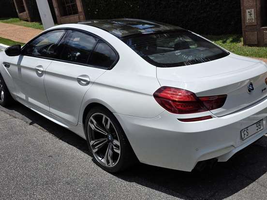 BMW-M6-4.4 GRAN COUPÉ V8 32V GASOLINA 4P AUTOMÁTICO BMW-M6-2013
