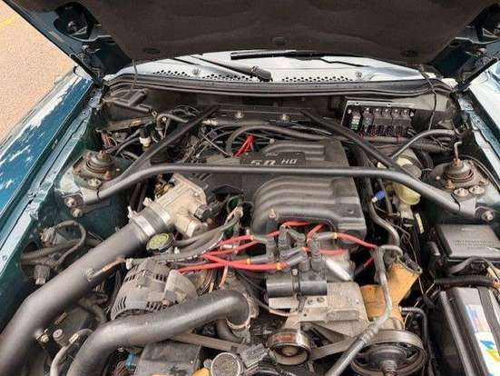 FORD-MUSTANG-1995