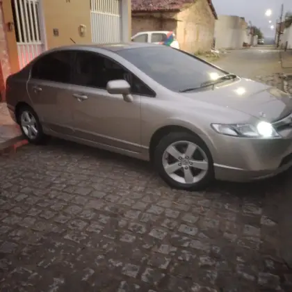 HONDA CIVIC 1.8 LXS 16V FLEX 4P MANUAL
