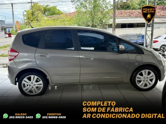 HONDA-FIT-2009
