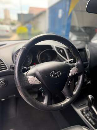 HYUNDAI-HB20X-1.6 16V PREMIUM FLEX 4P AUTOMÁTICO HYUNDAI-HB20X-2015