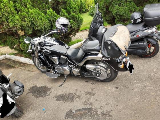 KAWASAKI VULCAN 900 CLASSIC 