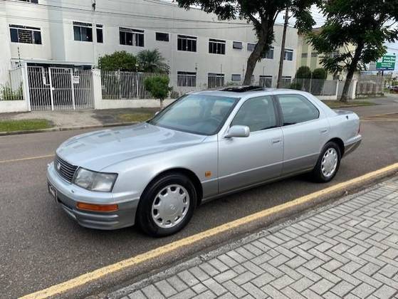 LEXUS LS 4.0 400 V8 32V GASOLINA 4P AUTOMÁTICO