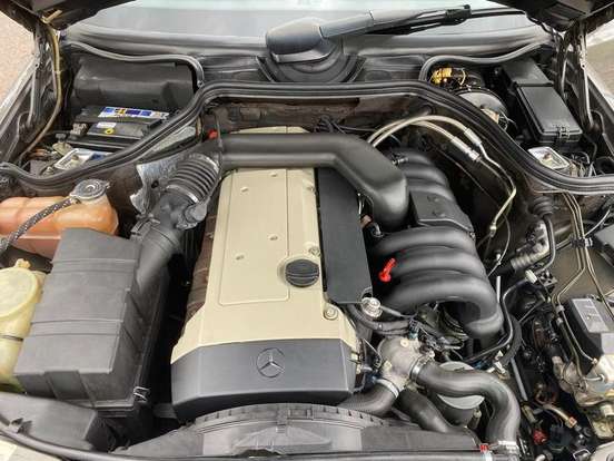 MERCEDES-BENZ-E 320-1993