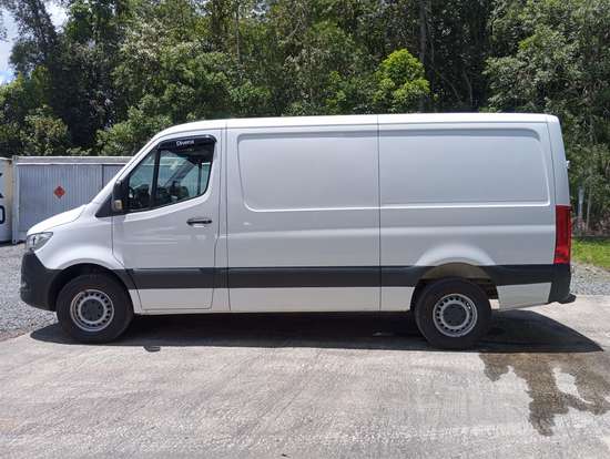 MERCEDES-BENZ-SPRINTER-2020