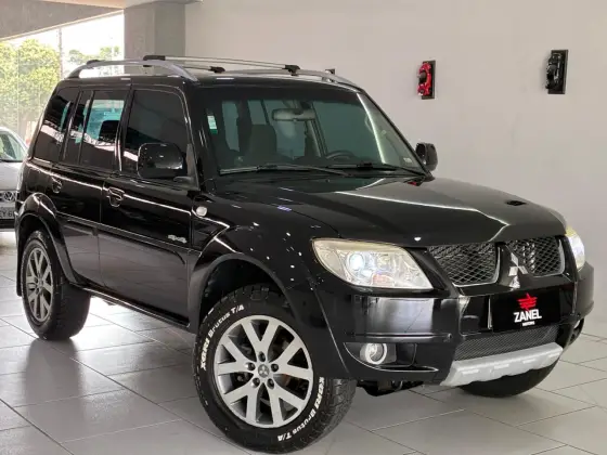 MITSUBISHI PAJERO TR4 2.0 4X4 16V 140CV FLEX 4P AUTOMÁTICO