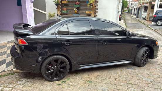 MITSUBISHI-LANCER-2.0 16V GASOLINA 4P AUTOMÁTICO MITSUBISHI-LANCER-2013