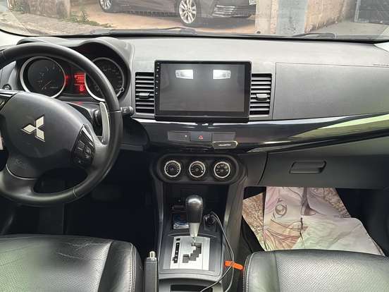 MITSUBISHI-LANCER-2.0 16V GASOLINA 4P AUTOMÁTICO MITSUBISHI-LANCER-2013
