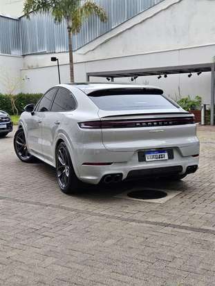 PORSCHE-CAYENNE-2024