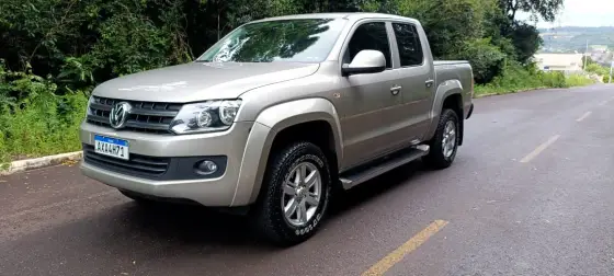 VOLKSWAGEN AMAROK 2.0 TRENDLINE 4X4 CD 16V TURBO INTERCOOLER DIESEL 4P AUTOMÁTICO VOLKSWAGEN AMAROK 2.0 TRENDLINE 4X4 CD 16V TURBO INTERCOOLER DIESEL 4P AUTOMÁTICO