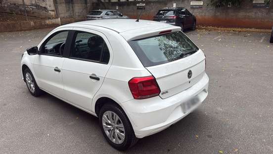 VOLKSWAGEN-GOL-2019