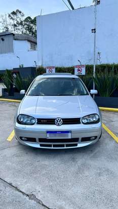 VOLKSWAGEN-GOLF-2001