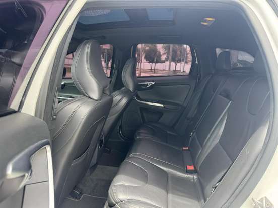 VOLVO-XC60-2.0 T6 R DESIGN TURBO GASOLINA 4P AUTOMÁTICO VOLVO-XC60-2015