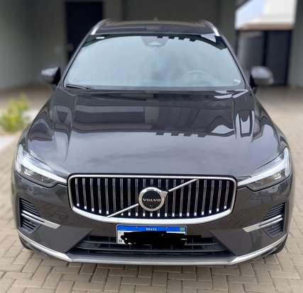 VOLVO-XC60-2022