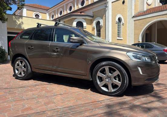 VOLVO-XC60-2013