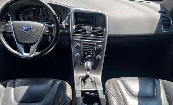 VOLVO-XC60-2013