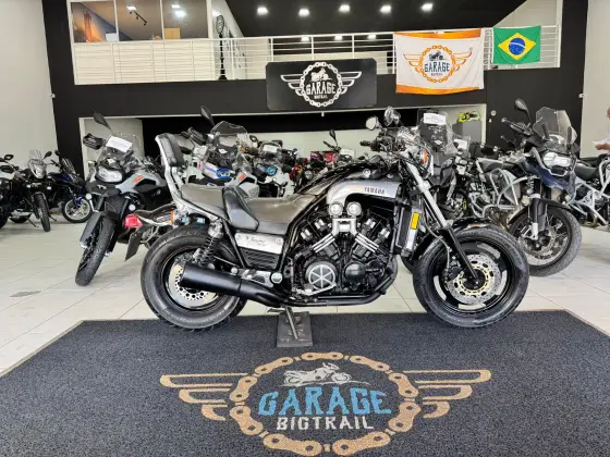 YAMAHA V MAX 1200 