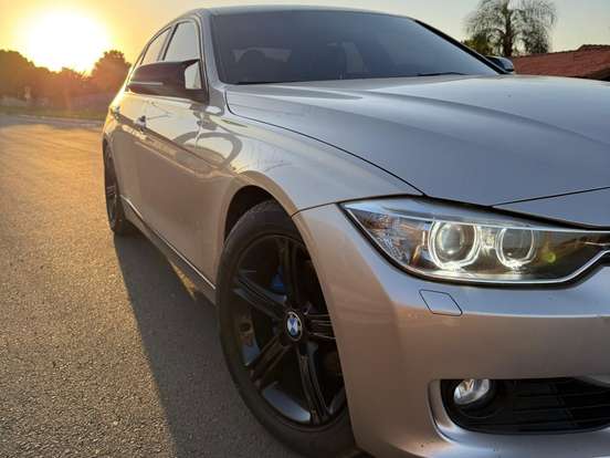 BMW-320i-2.0 GP 16V TURBO ACTIVE FLEX 4P AUTOMÁTICO BMW-320i-2014