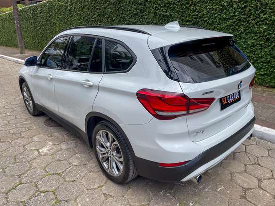 BMW-X1-2.0 16V TURBO ACTIVEFLEX SDRIVE20I 4P AUTOMÁTICO BMW-X1-2021