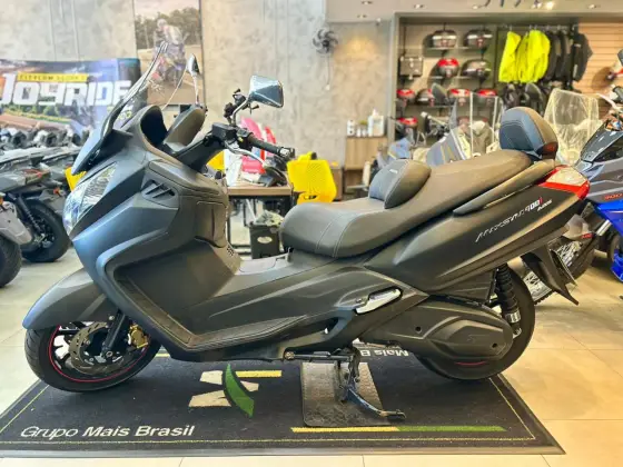 DAFRA MAXSYM 400i 