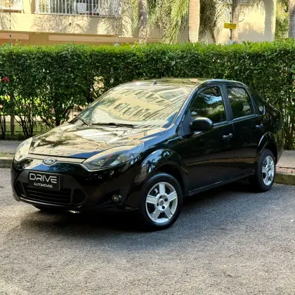 FORD FIESTA 1.6 ROCAM SEDAN 8V FLEX 4P MANUAL FORD FIESTA 1.6 ROCAM SEDAN 8V FLEX 4P MANUAL