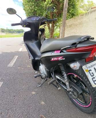 HONDA-BIZ 125 ES-2015