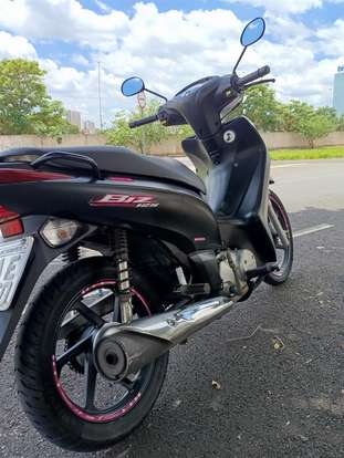 HONDA-BIZ 125 ES-2015