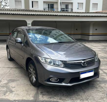 HONDA CIVIC 1.8 LXS 16V FLEX 4P AUTOMÁTICO