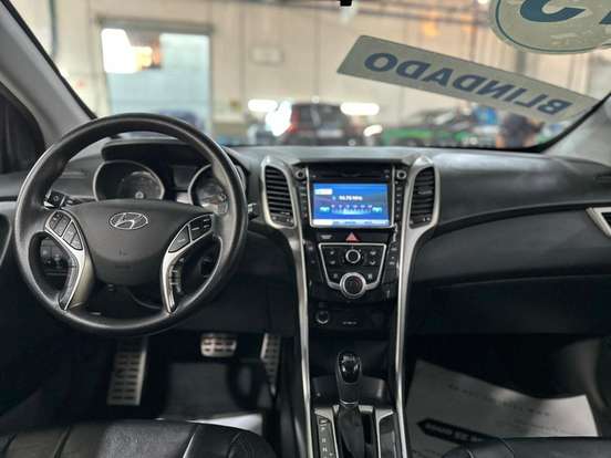 HYUNDAI-I30-1.6 MPFI 16V FLEX 4P AUTOMÁTICO HYUNDAI-I30-2012