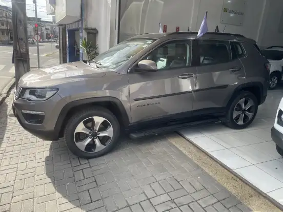 JEEP-COMPASS-2.0 16V DIESEL LONGITUDE 4X4 AUTOMÁTICO JEEP-COMPASS-2018