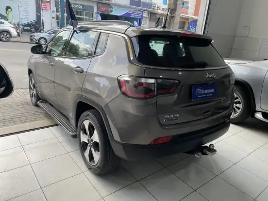 JEEP-COMPASS-2.0 16V DIESEL LONGITUDE 4X4 AUTOMÁTICO JEEP-COMPASS-2018