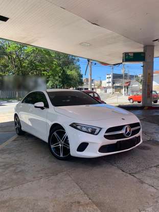MERCEDES-BENZ-A 200-2019