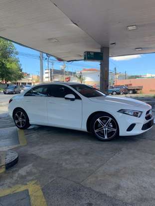 MERCEDES-BENZ-A 200-2019