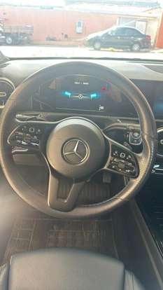 MERCEDES-BENZ-A 200-2019