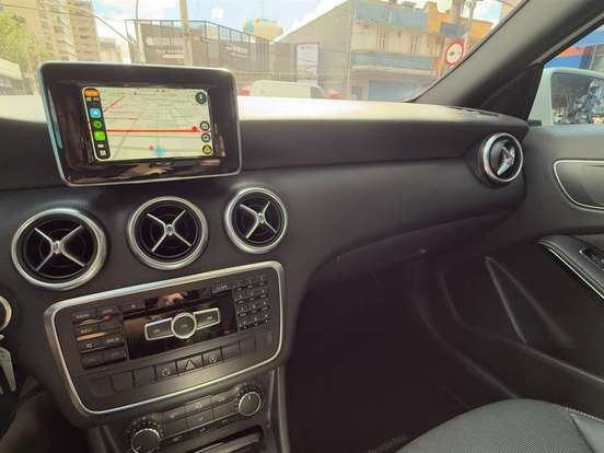 MERCEDES-BENZ-A 200-1.6 TURBO 16V FLEX 4P AUTOMÁTICO MERCEDES-BENZ-A 200-2015