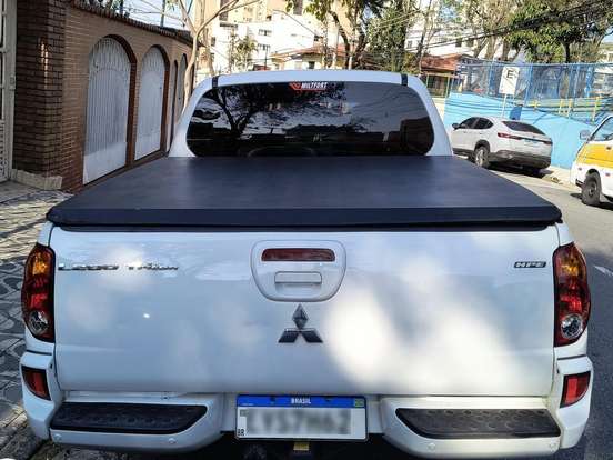 MITSUBISHI-L200 TRITON-3.5 HPE 4X4 CD V6 24V FLEX 4P AUTOMÁTICO MITSUBISHI-L200 TRITON-2012