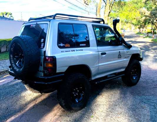 MITSUBISHI-PAJERO-1998