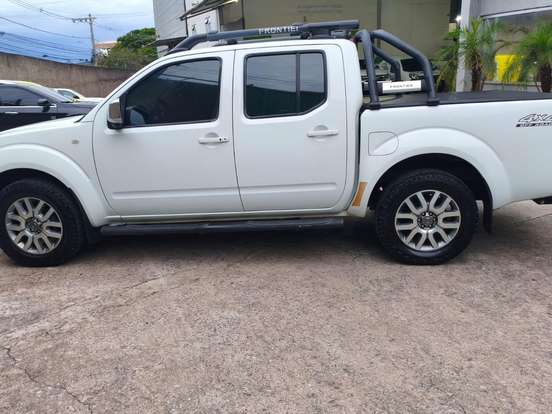 NISSAN-FRONTIER-2.5 SL 4X4 CD TURBO ELETRONIC DIESEL 4P AUTOMÁTICO NISSAN-FRONTIER-2016