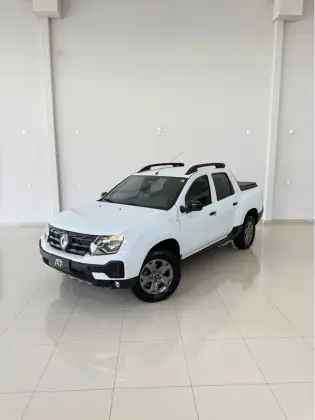 RENAULT OROCH 1.6 16V SCE FLEX INTENSE MANUAL RENAULT OROCH 1.6 16V SCE FLEX INTENSE MANUAL