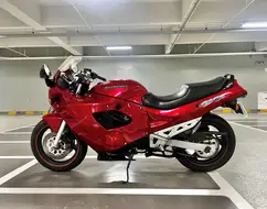 SUZUKI GSX 750 F SUZUKI GSX 750 F