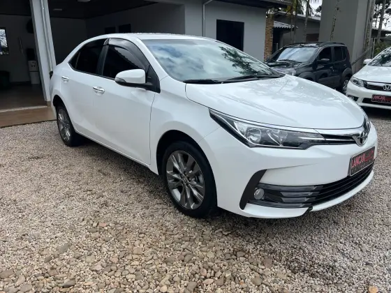 TOYOTA COROLLA 2.0 XEI 16V FLEX 4P AUTOMÁTICO TOYOTA COROLLA 2.0 XEI 16V FLEX 4P AUTOMÁTICO