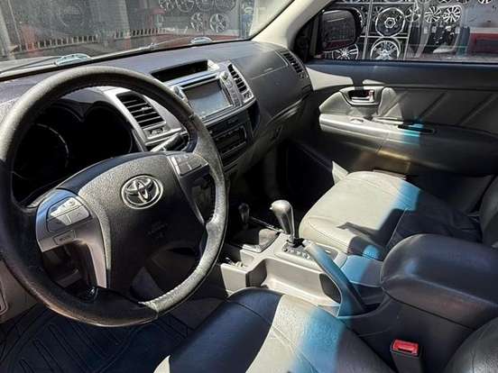 TOYOTA-HILUX-3.0 SRV 4X4 CD 16V TURBO INTERCOOLER DIESEL 4P AUTOMÁTICO TOYOTA-HILUX-2014