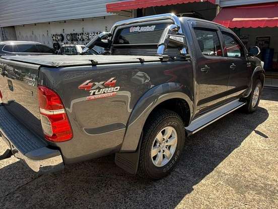 TOYOTA-HILUX-3.0 SRV 4X4 CD 16V TURBO INTERCOOLER DIESEL 4P AUTOMÁTICO TOYOTA-HILUX-2014