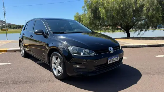 VOLKSWAGEN GOLF 1.4 TSI HIGHLINE 16V GASOLINA 4P AUTOMÁTICO VOLKSWAGEN GOLF 1.4 TSI HIGHLINE 16V GASOLINA 4P AUTOMÁTICO