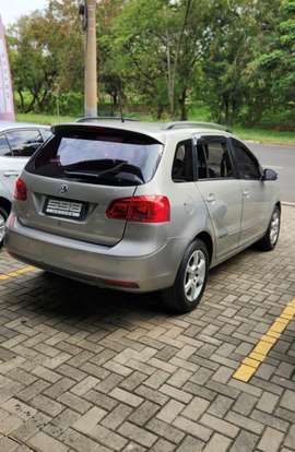 VOLKSWAGEN-SPACEFOX-2012