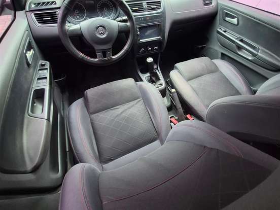VOLKSWAGEN-SPACEFOX-1.6 MI SPORTLINE 8V FLEX 4P MANUAL VOLKSWAGEN-SPACEFOX-2012