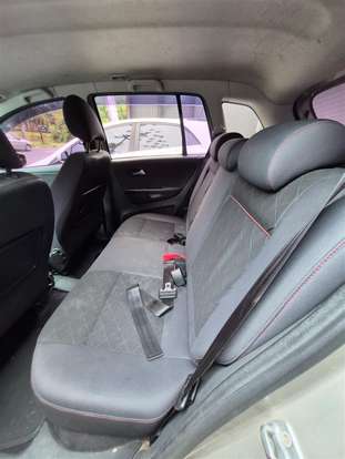 VOLKSWAGEN-SPACEFOX-2012