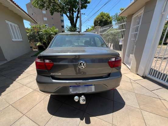 VOLKSWAGEN-VOYAGE-2018